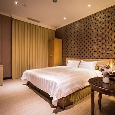 A Casa Hotel Taoyuan Esterno foto