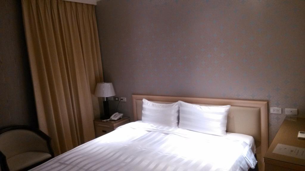 A Casa Hotel Taoyuan Esterno foto