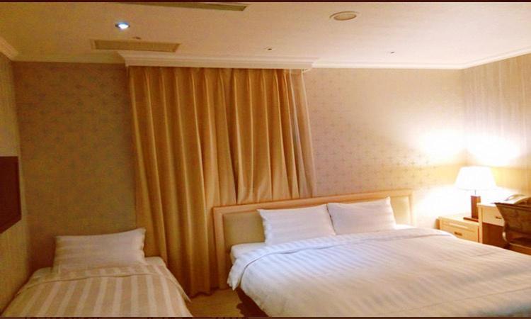 A Casa Hotel Taoyuan Esterno foto